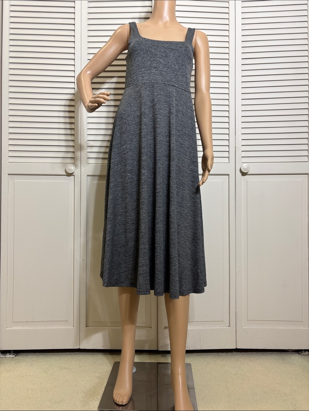 NWT Quince Flowknit Breeze Fit & Flare Dress Charcoal Gray Medium